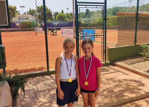 Fotografija 5 - Mlada šibenska tenisačica Lara Meri Zorčić srebrna na festivalskom turniru