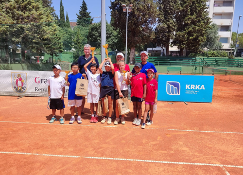 Fotografija 14 - Mlada šibenska tenisačica Lara Meri Zorčić srebrna na festivalskom turniru