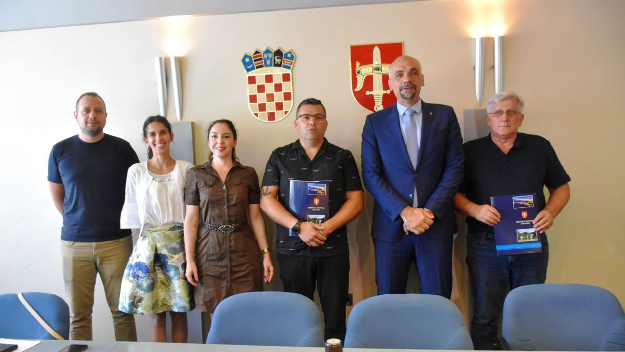 Naša županija prva u Hrvatskoj potpisala ugovor o javnom linijskom prijevozu