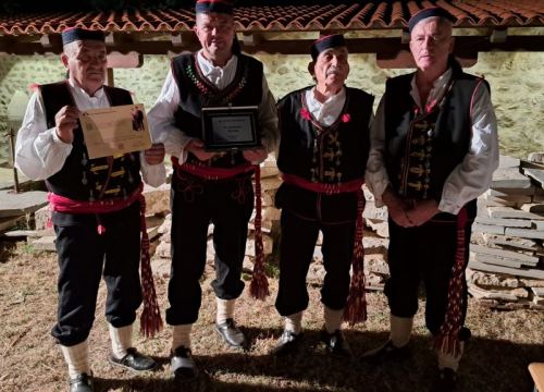 Drugo mjesto u ojkanju za kninski KUD na Etno festivalu u Benkovcu