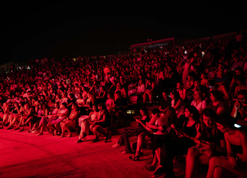 Fotografija 3 - Silente ‘pronašli način’ i raspjevali rasprodanu tvrđavu sv. Mihovila