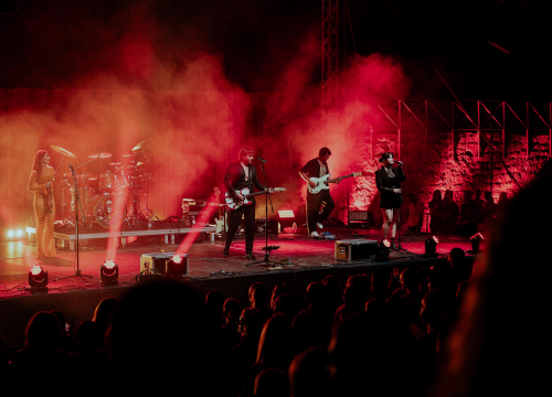 Fotografija 7 - Silente ‘pronašli način’ i raspjevali rasprodanu tvrđavu sv. Mihovila