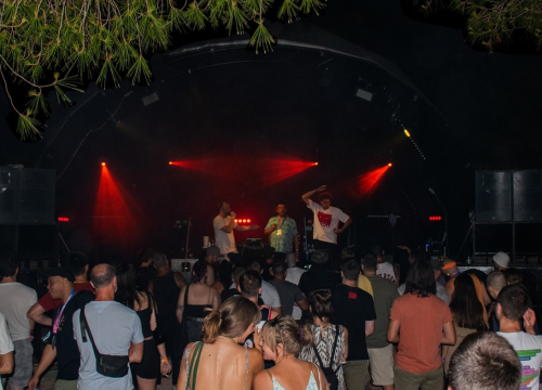 Hip-hop u Šibeniku: Odlični koncert uz domaće i svjetske zvijezde zatvorili šestu sezonu Martinske