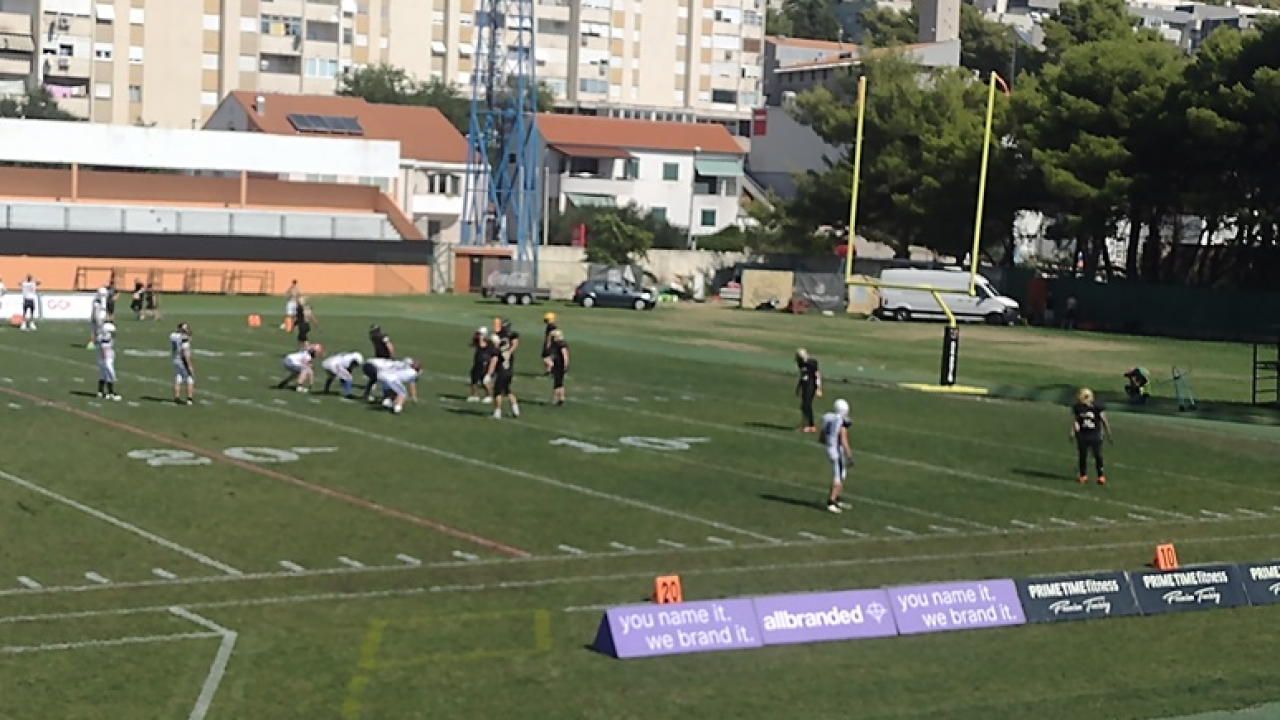 U prvoj utakmici američkog nogometa u Šibeniku Splićani bolji od Zagrepčana