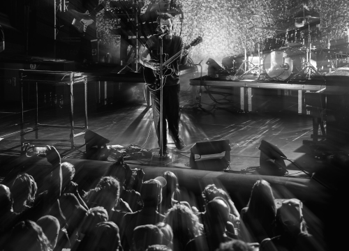 Fotografija 23 - Editorsi održali fantastičan koncert u Šibeniku, nije ih omeo ni vjetar ni kiša