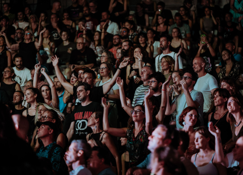Fotografija 36 - Editorsi održali fantastičan koncert u Šibeniku, nije ih omeo ni vjetar ni kiša