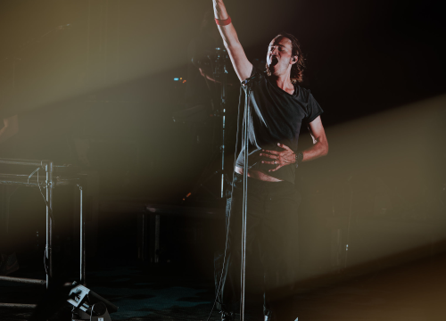 Fotografija 37 - Editorsi održali fantastičan koncert u Šibeniku, nije ih omeo ni vjetar ni kiša