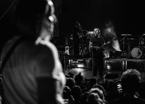 Fotografija 42 - Editorsi održali fantastičan koncert u Šibeniku, nije ih omeo ni vjetar ni kiša