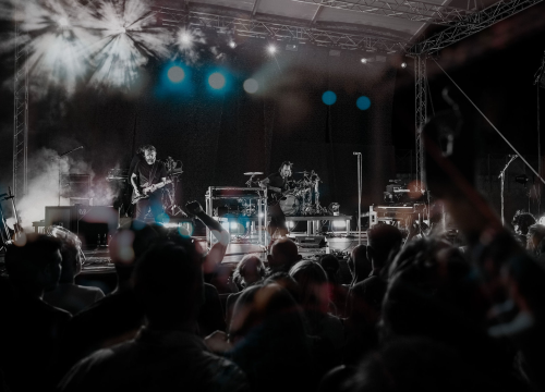 Fotografija 49 - Editorsi održali fantastičan koncert u Šibeniku, nije ih omeo ni vjetar ni kiša