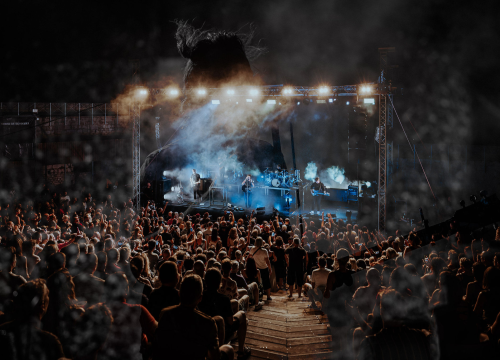 Fotografija 9 - Editorsi održali fantastičan koncert u Šibeniku, nije ih omeo ni vjetar ni kiša