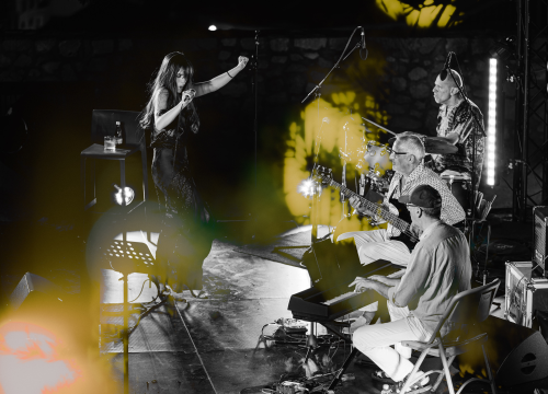 Fotografija 3 - Black Coffee i Ana Uršula Najev na rasprodanom Baroneu: Spoj mladosti i iskustva