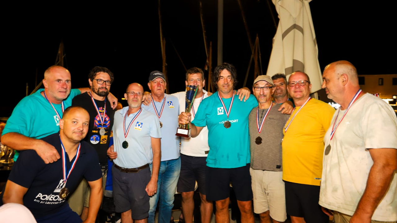 Srebrni Brodograditelj zlatnog sjaja! Pobjedom Zagrepčana završen prvi međunarodni vaterpolo turnir