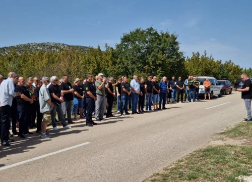 Fotografija 10 - Obilježena 30. godišnjica pogibije hrvatskih branitelja Tomislava Karduma i Šime Džepine