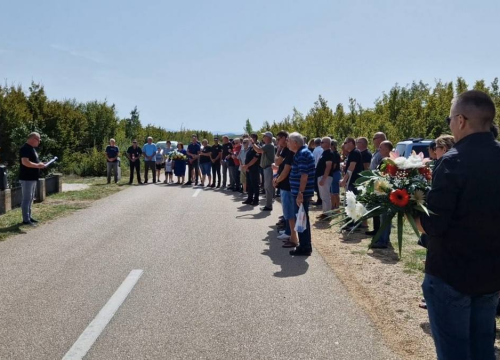Fotografija 14 - Obilježena 30. godišnjica pogibije hrvatskih branitelja Tomislava Karduma i Šime Džepine