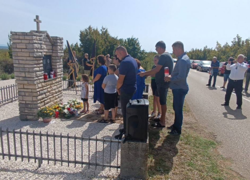 Fotografija 28 - Obilježena 30. godišnjica pogibije hrvatskih branitelja Tomislava Karduma i Šime Džepine