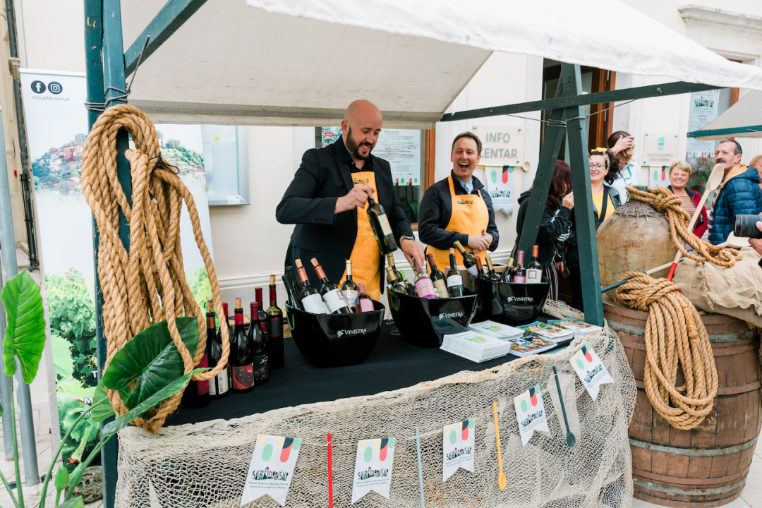 1. Skradinski festival rižota oduševio, tražila se porcija više