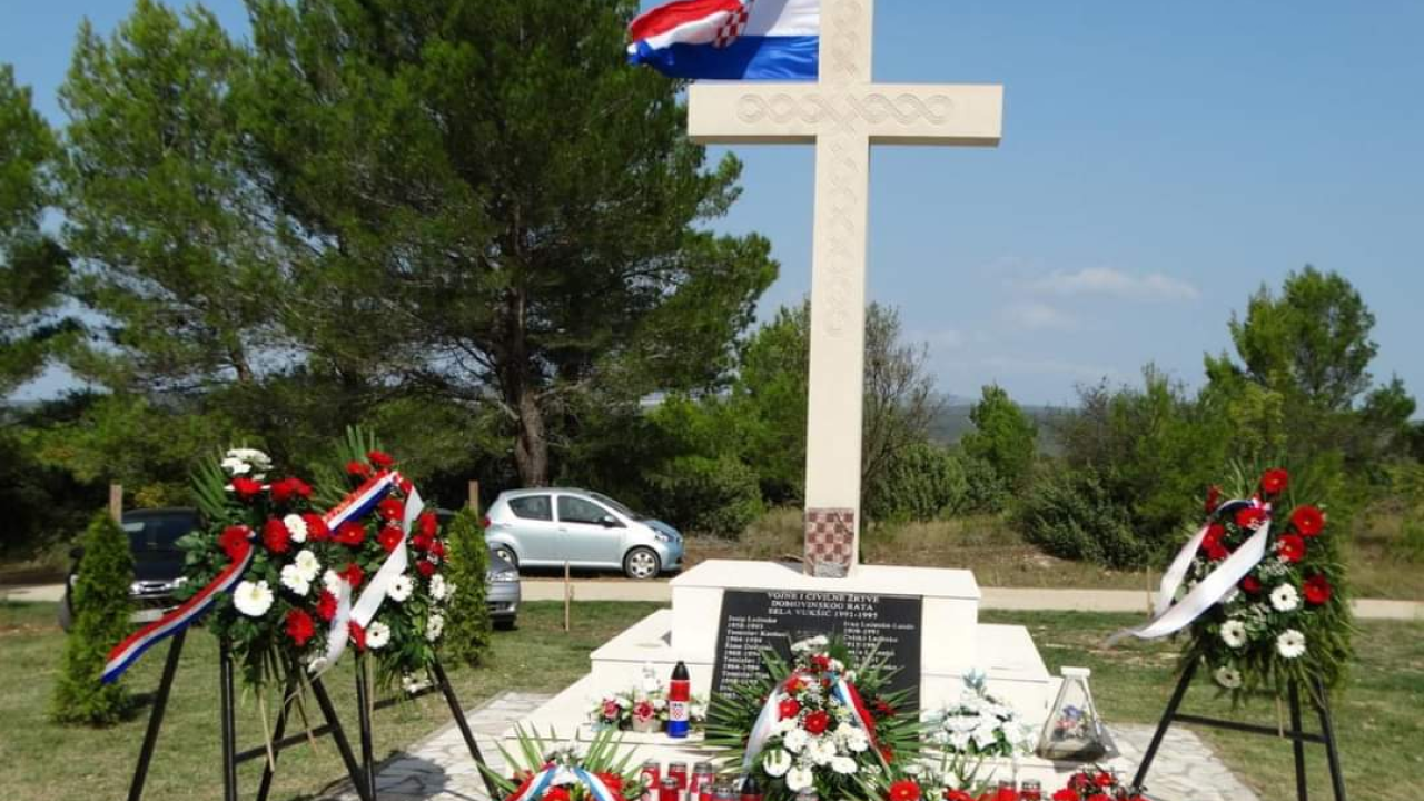 Obilježavanje 33. obljetnice progonstva žitelja Vukšića i spomen na 15 žrtava Domovinskog rata