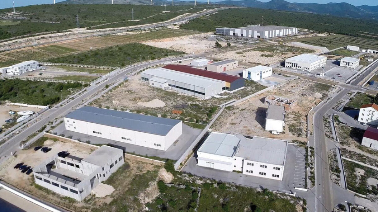 Podi među nekretninama koje su od strateškog značaja za Republiku Hrvatsku