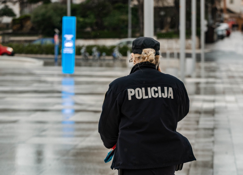 Zbog brze vožnje motocikla u Primoštenu teško ozlijeđena Čehinja