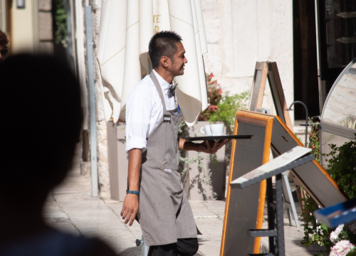 Plaća za 9000 stranih radnika u Hrvatskoj veća od 1000 eura