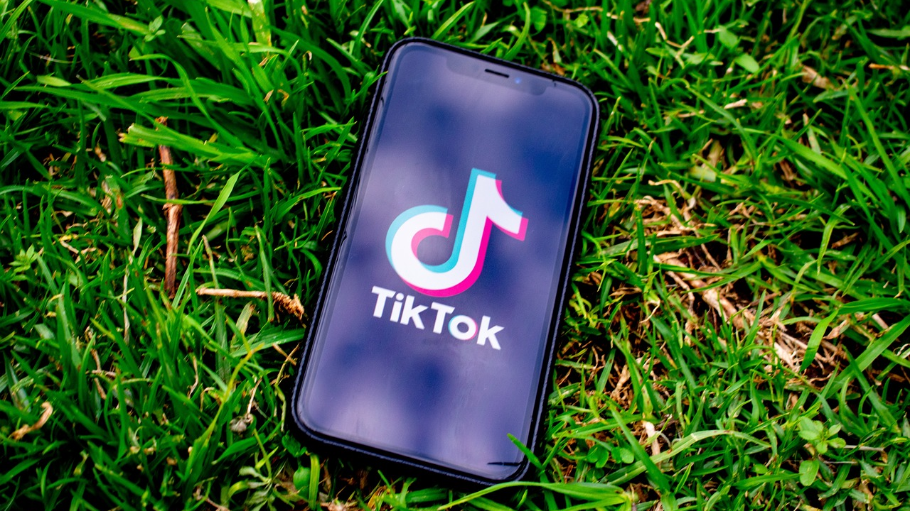TikTok optužen za narušavanje mentalnog zdravlja tinejdžera