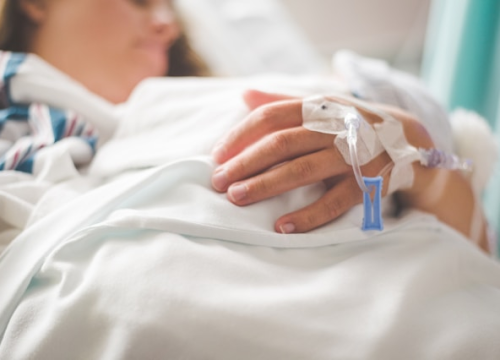 Pet najčešćih znakova raka kod mladih