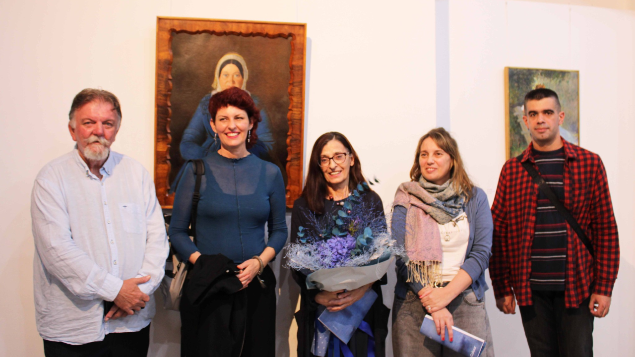 U šibenskom muzeju otvorena izložba 'Plava - omiljena boja'