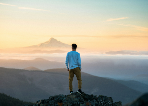 Ovi horoskopski znakovi bježe od ozbiljnih veza