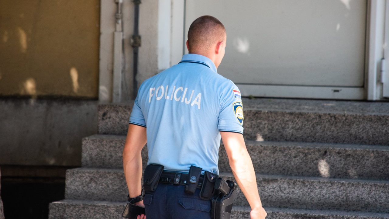 U Civljanima je netko ukrao policijsku kameru