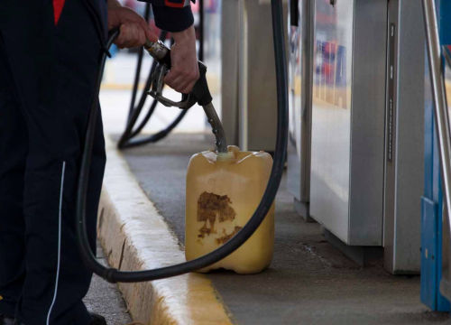 U Perkoviću provalio u dva radna stroja i ukrao više litara goriva