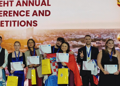 Fotografija 2 - Učenici Turističke škole na međunarodnom natjecanju osvojili srebro i broncu