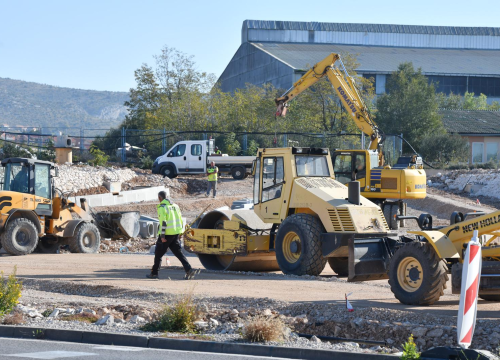 Pogledajte kako napreduju radovi na čvoru Mandalina: Sve je puno bagera, uskoro nova regulacija prometa
