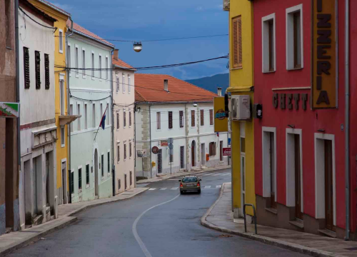 U Drnišu se lani nitko nije razveo, dok Knin i Skradin bilježe po jedan razvod