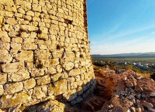 Fotografija 4 - Počela obnova Ćulina kule u Budaku