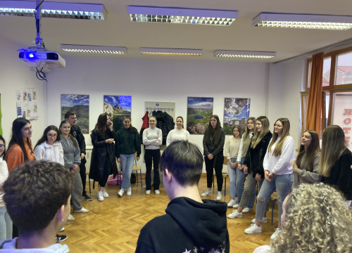 Fotografija 3 - Ekonomisti iz Drniša i komercijalisti iz Šibenika zajedno za bolju budućnost