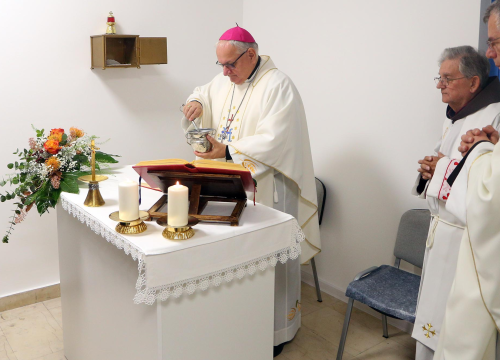 Biskup Rogić u Kninu blagoslovio novu bolničku kapelu