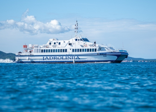 Vlada će smijeniti cijelu upravu Jadrolinije