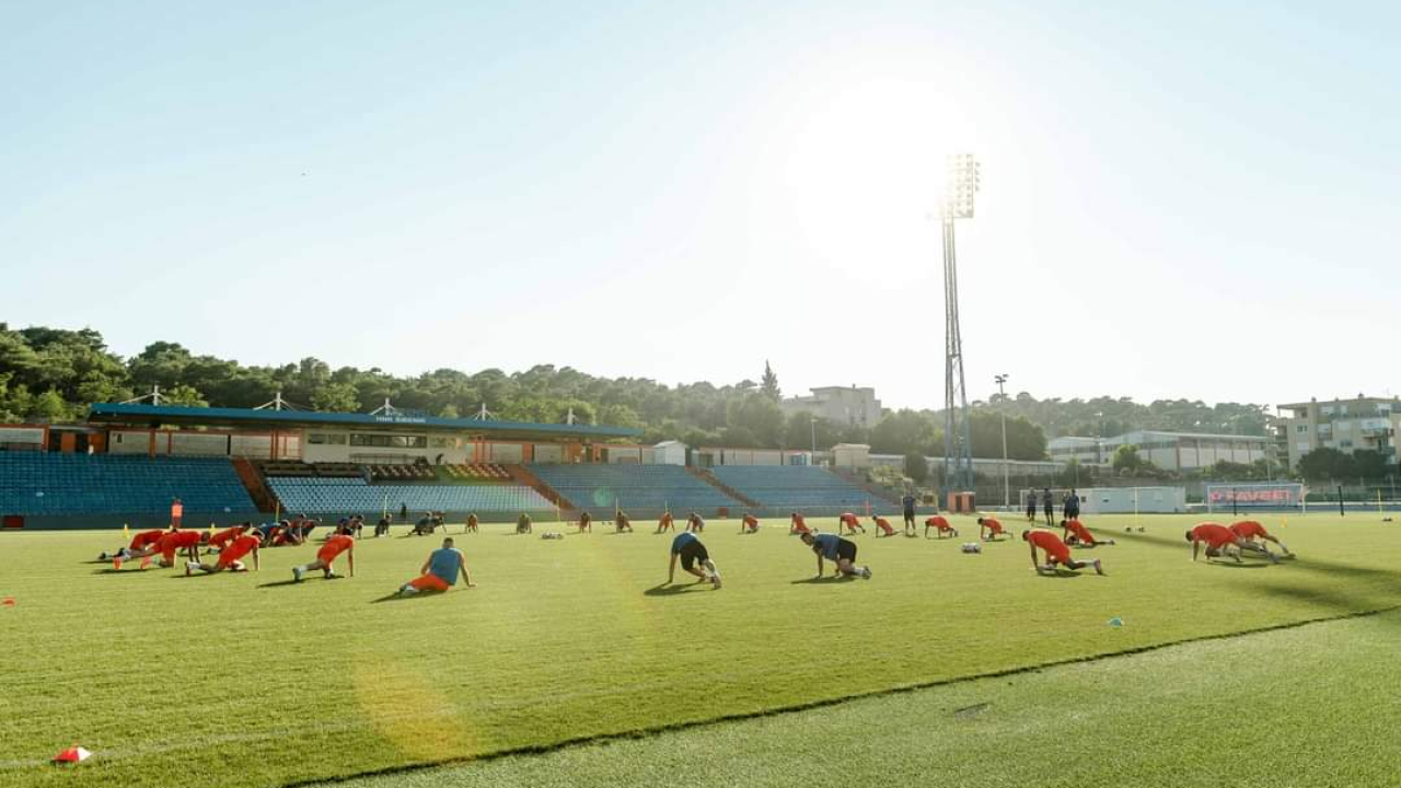 Di na utakmicu u Šibeniku: Nogometaši domaćini ključne utakmice, odbojkašice doma, ostali uglavnom gostuju
