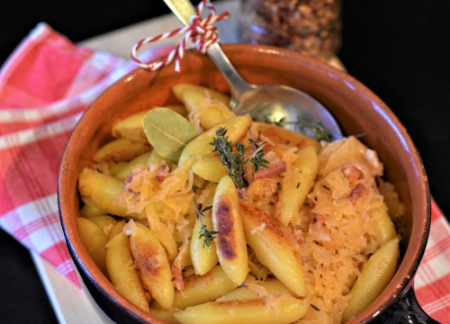 Kiseli kupus idealna je namirnica za zimu, a ima i mnoge zdravstvene prednosti