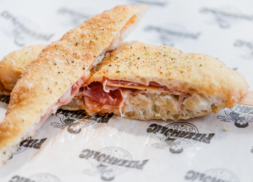 Fotografija 17 - Prosinac prepun uživanja i zabave u Pulse Areni i Pizzaholicu!