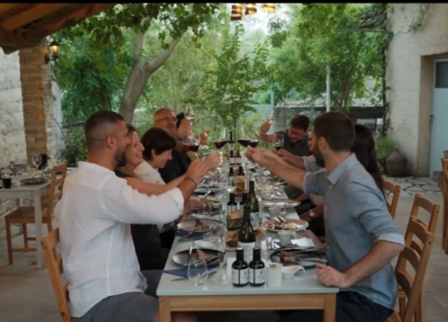 Dulum zemlje u gostima kod obitelji Sladić u Plastovu