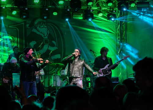 Fotografija 8 - Gibonni u Parku spektakularno otvorio glazbeni program Adventure. Pogledajte kako je bilo