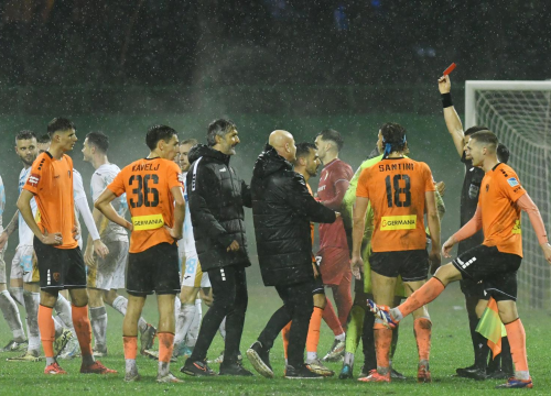 Trener Šibenika dobio crveni pa vrijeđao suca u tunelu