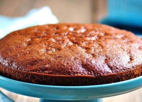 Slatka torta od meda za koju sve sastojke imate kod kuće