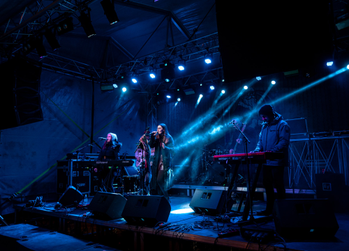 Fotografija 2 - Kninski The Alibor zagrijao sinoć šibensku publiku u Parku