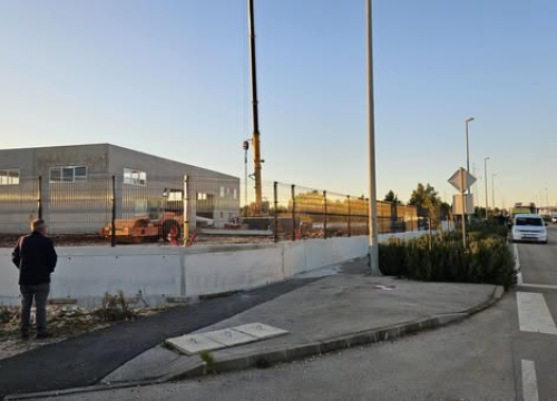 Fotografija 4 - Na gradilištu na Podima bio veći broj radnika,  73-godišnjak poginuo u rušenju konstrukcije