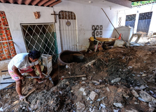 Stotine mrtvih u ciklonu na francuskom otočju Mayotteu