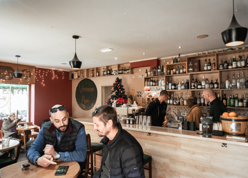 Fotografija 3 - Zima u Vintage Baru: Uživajte u toplim koktelima i kreativnom programu