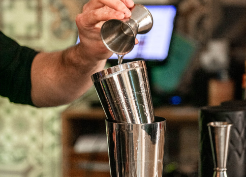 Fotografija 10 - Zima u Vintage Baru: Uživajte u toplim koktelima i kreativnom programu