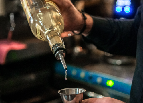 Fotografija 36 - Zima u Vintage Baru: Uživajte u toplim koktelima i kreativnom programu